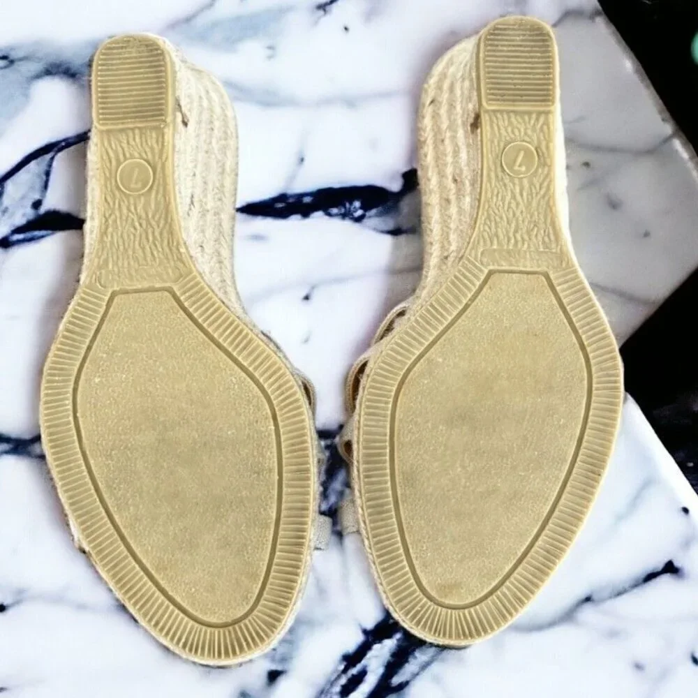J.Crew NWOT Strappy Espadrille Wedge Sandals Size 7 Light Gray